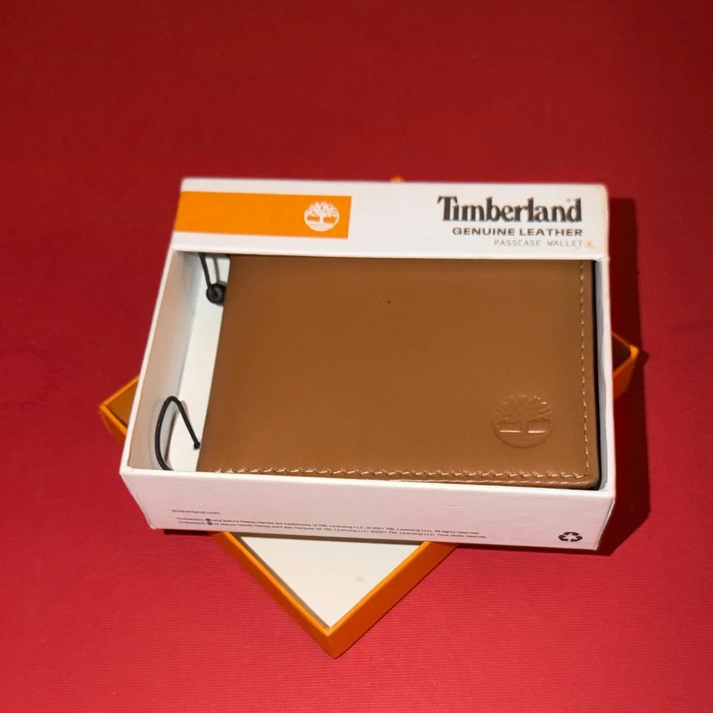 Timberland Cloudy Tan Leather Wallet